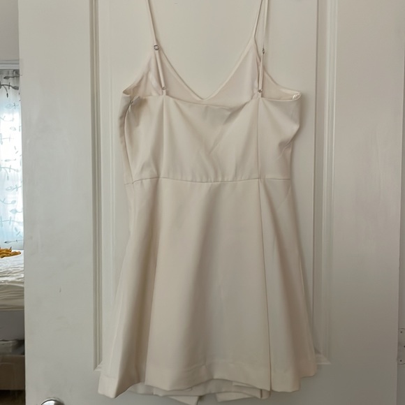Ivory White Gianni Bini Dress - Picture 3 of 3